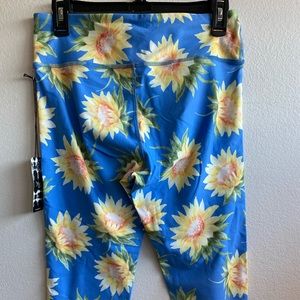 Show me your mumu crops - size XL sunflowers